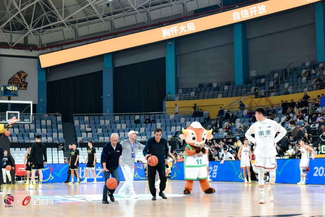 金年会-包含赛前体能课后，国际米兰完成体检备战CBA季后赛，球迷炸锅，心理建设被强调的词条